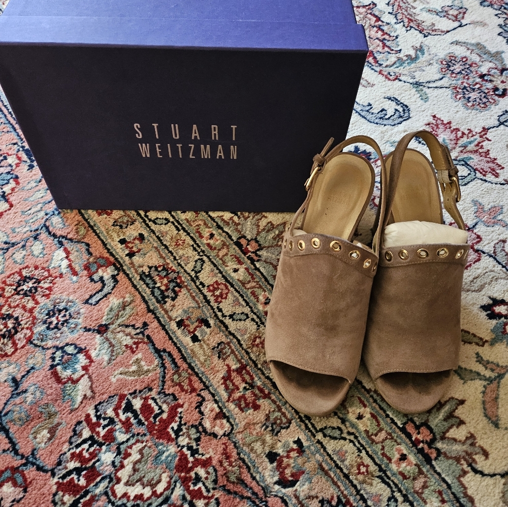 Authentic Stuart Weitzman Eyeliner Haze Suede Sandals